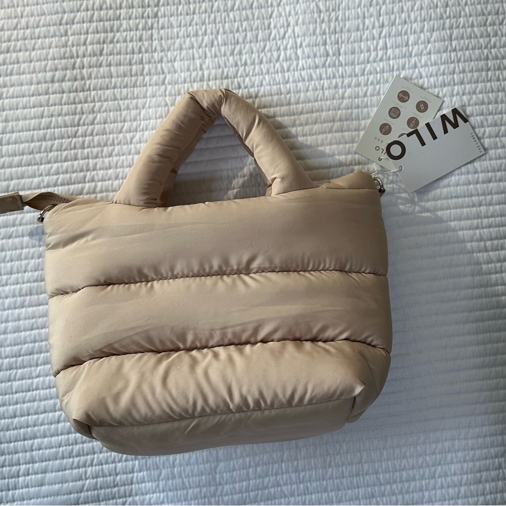 Wilo The Label Mini Puffer Active Tote Bag with Straps - Picture 4 of 13